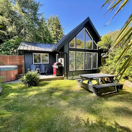 Private Oceanfront Cabin And Hot Tub! - Gww Ucluelet Exterior photo