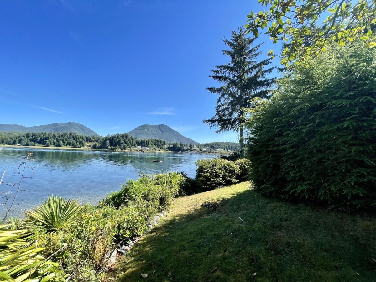 Holiday home Private Oceanfront And Hot Tub! - Gww
