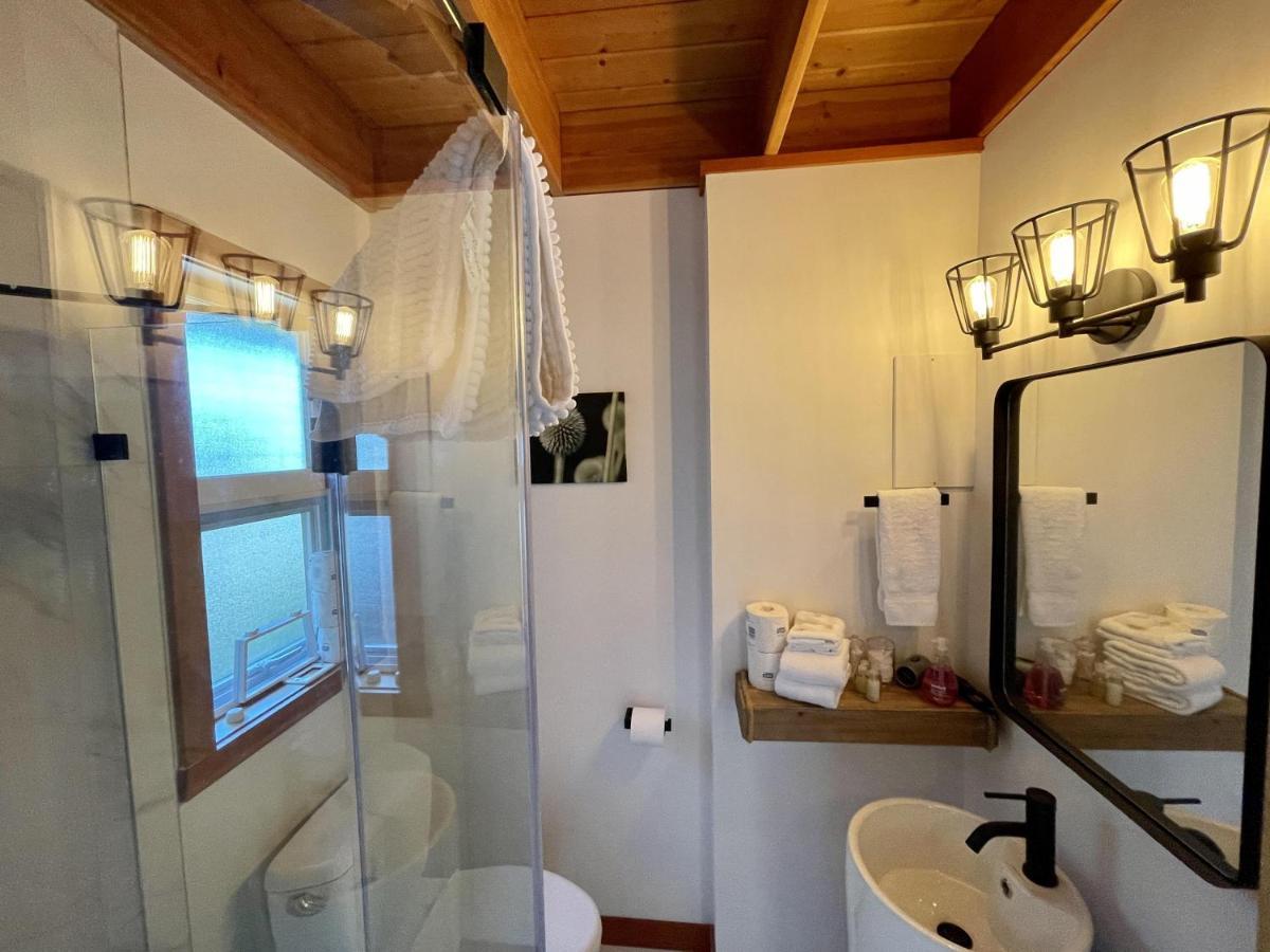 Private Oceanfront And Hot Tub! - Gww Holiday home Ucluelet