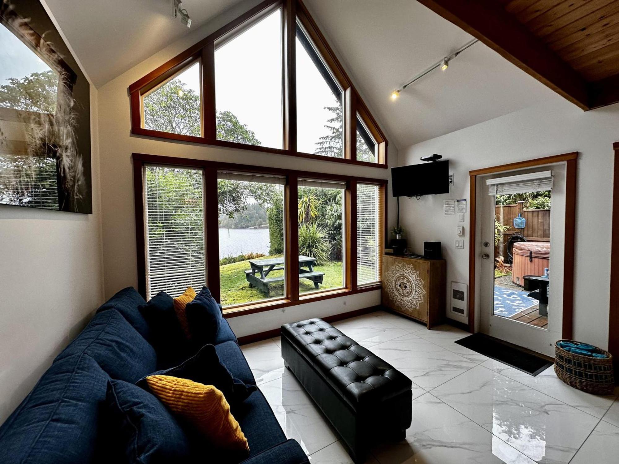 Private Oceanfront And Hot Tub! - Gww Ucluelet